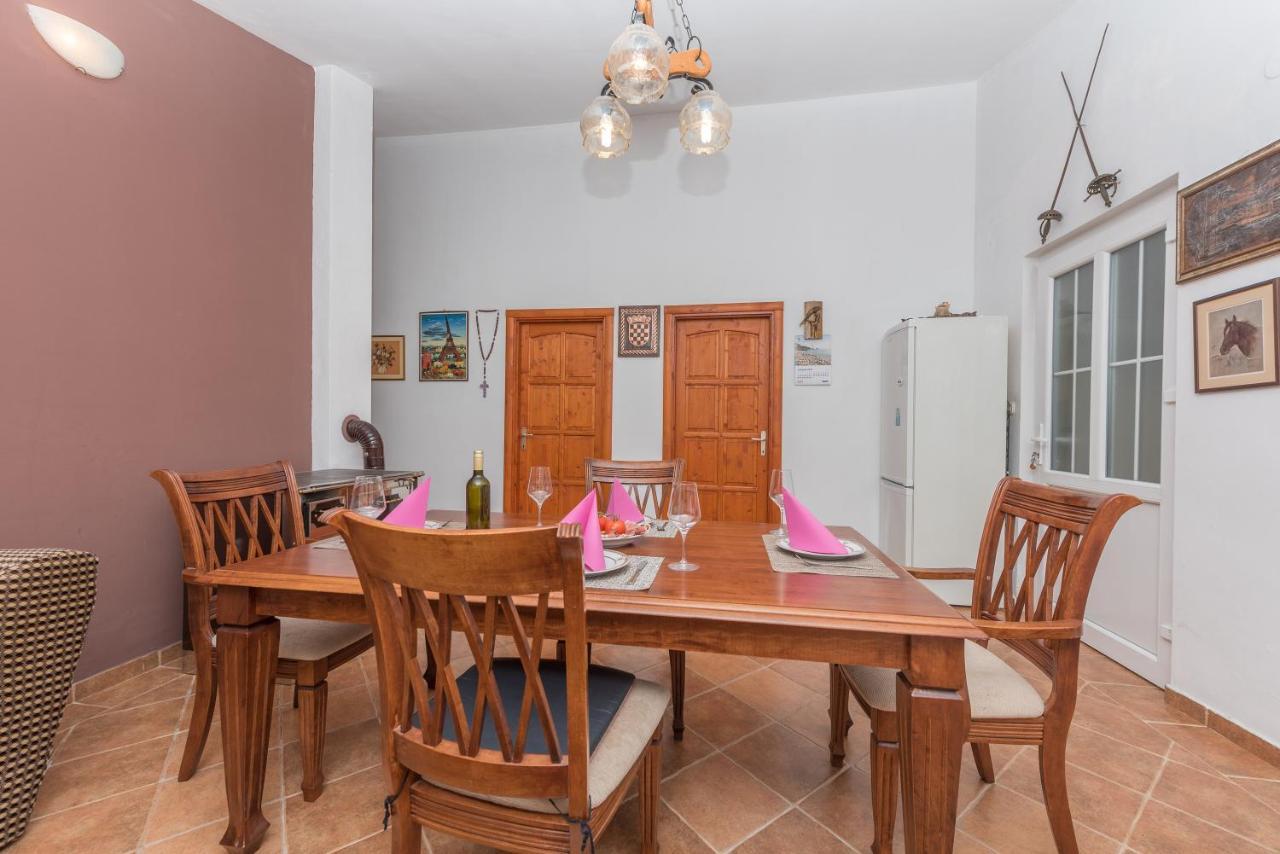 Holiday Home Frane Slivno  Exterior foto